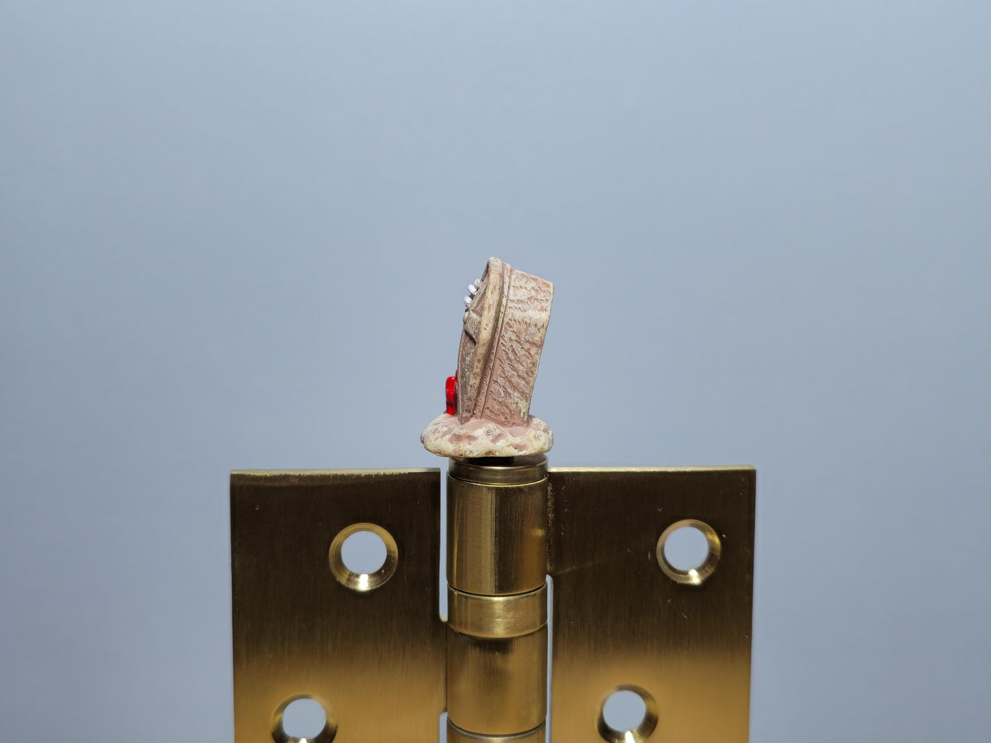 Grave Zombie Hand Hinge Head