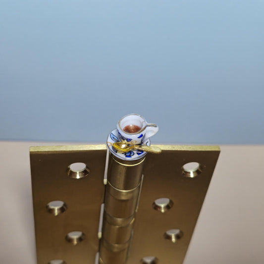 Tea Cup Floral Blue Hinge Head