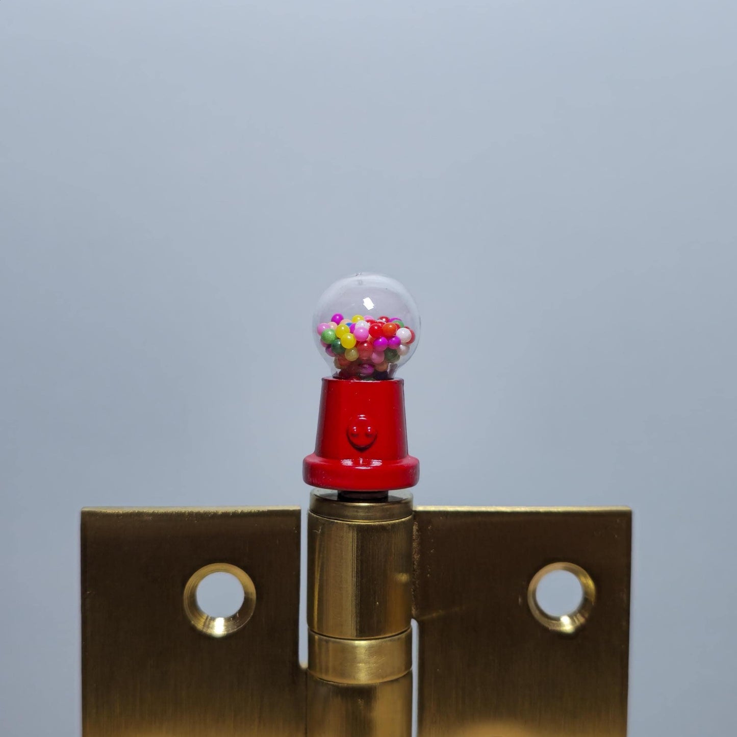 Gumball Machine Hinge Head