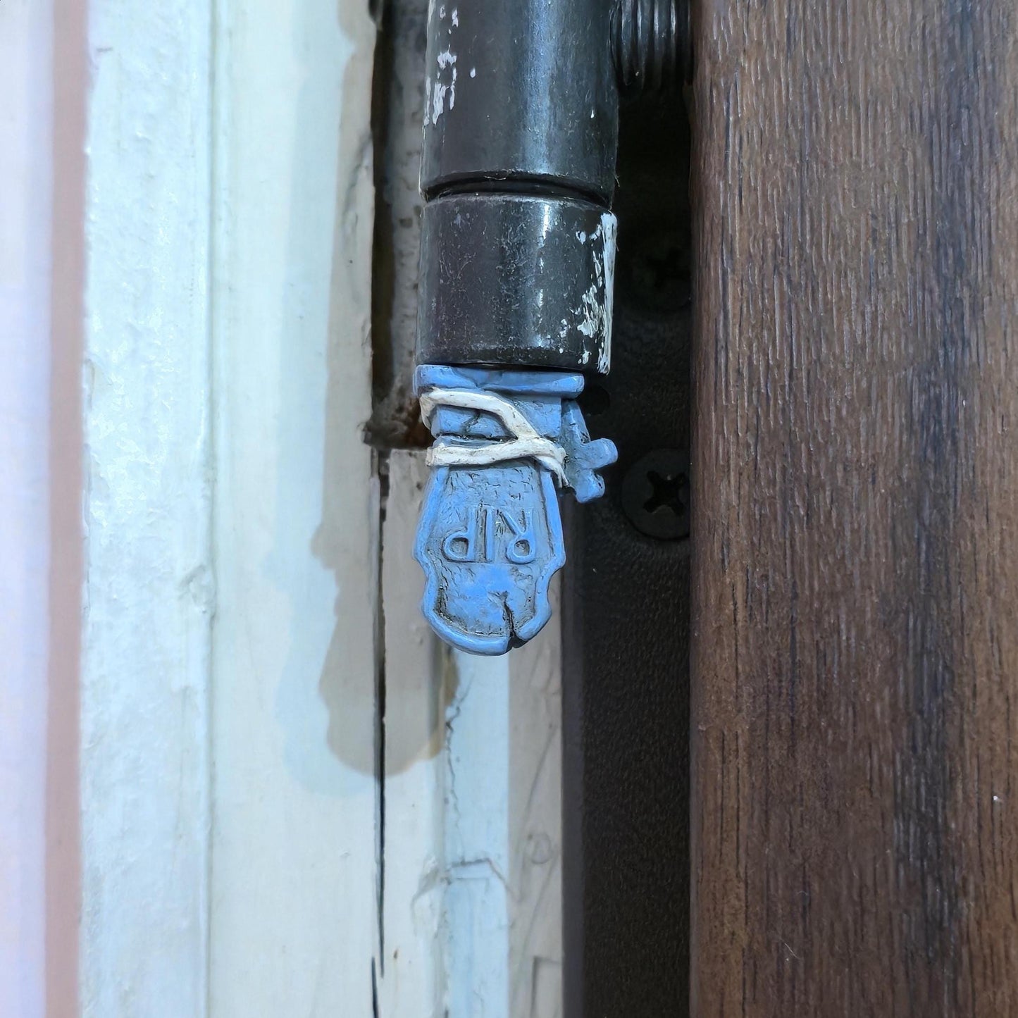 Blue RIP Tombstone Hinge Head