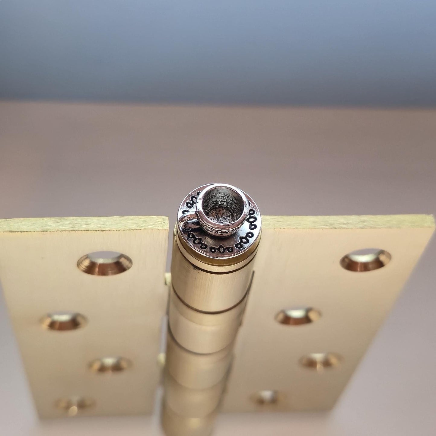 Silver Tea Cup Hinge Head