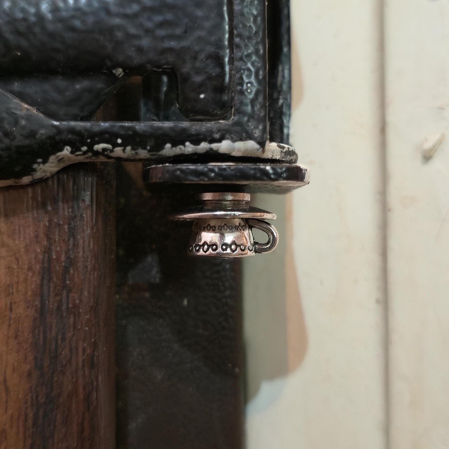 Silver Tea Cup Hinge Head