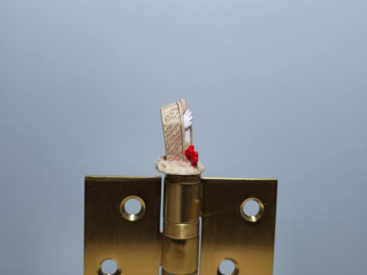 Grave Zombie Hand Hinge Head