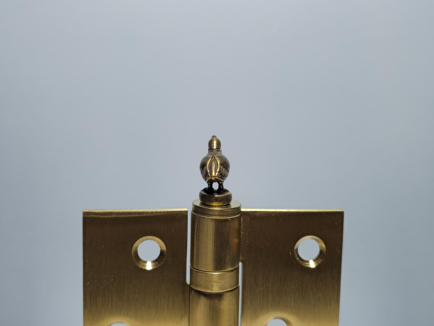 Quail Door Hinge Topper