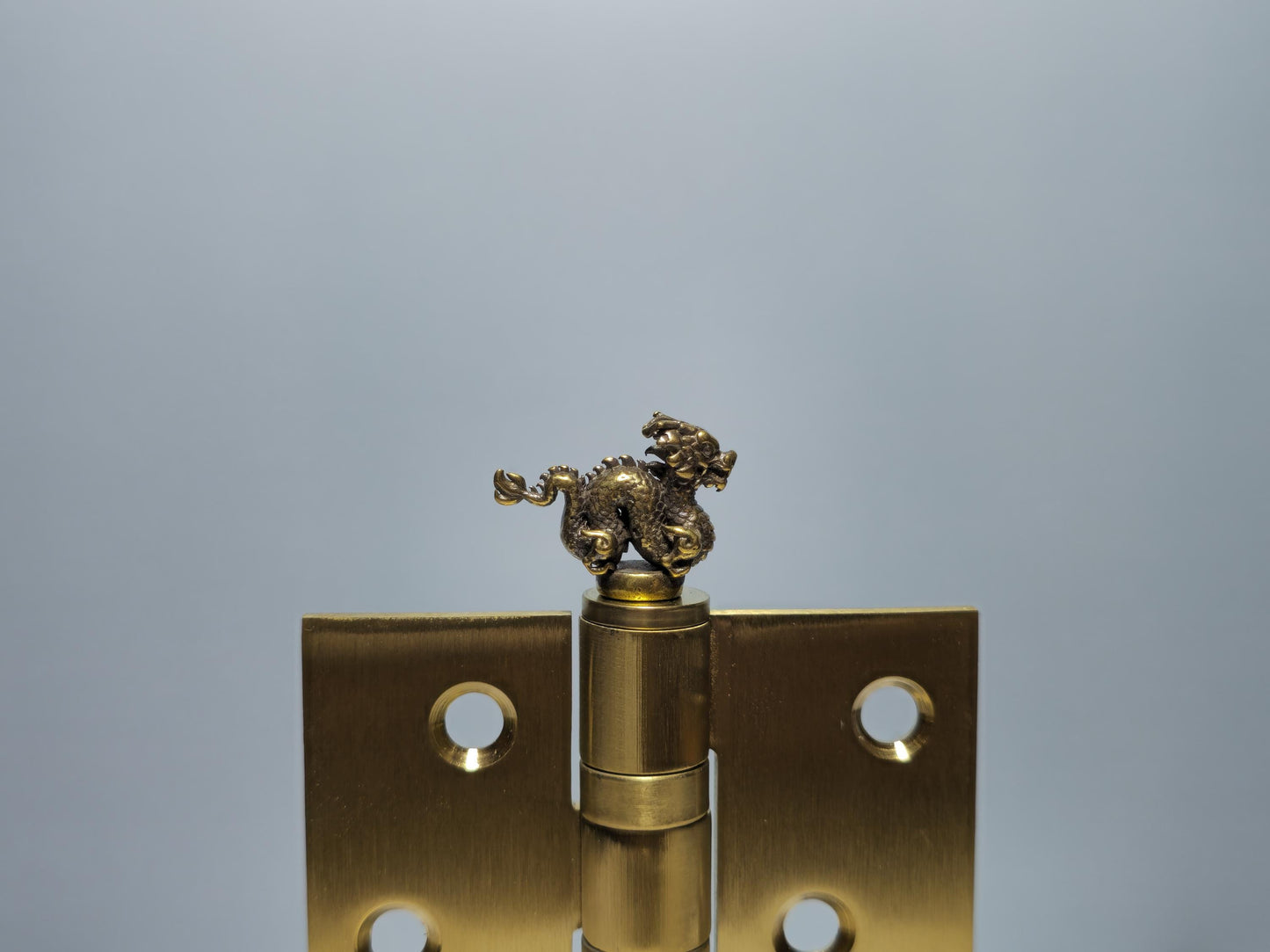 Chinese Dragon Hinge Head Topper