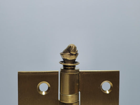 Kitten in Teacup Door Hinge Head Topper